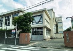 箱崎小学校