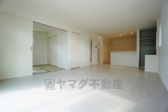 家族が集まる開放的なリビング。思い思いの時間を過ごしたり、家族みんなで食事をしたり、素敵な団らんの場になりますね＾＾