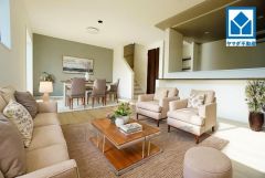 家具はイメージです。家族が集まる開放的なリビング。思い思いの時間を過ごしたり、家族みんなで食事をしたり、素敵な団らんの場になりますね＾＾