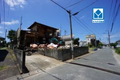 現地（2026年7月10日）撮影。家計にも環境にも優しいオール電化住宅＾＾カースペース3台分を確保＾＾マイカー用に、お客さま用に＾＾
