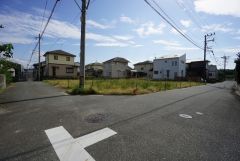 現地（2024年11月5日）撮影。大きな車でも駐車しやすいため、車のサイズを気にせず好きな車に乗れます。