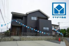 敷地76坪で広々快適。スーパーやコンビニなども近く周辺環境充実＾＾