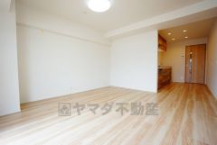 温かみのある雰囲気と、キッチンでの作業性を兼ね備え、家族の笑顔あふれる団らんのひと時をお過ごしいただける設計になっています。