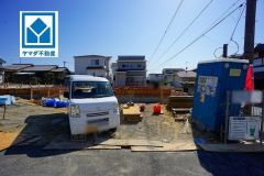 現地（2026年3月11日）撮影。古賀駅徒歩9分、都心へのアクセス良好。スーパーやコンビニなども近く周辺環境充実。快適でゆとりのある生活空間で新生活を始めましょう^^