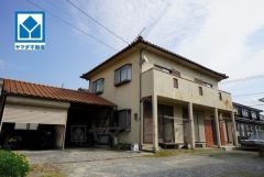 一戸建ての多いエリア。スーパーやコンビニなども近く周辺環境充実。快適でゆとりのある生活空間で新生活を始めましょう^^