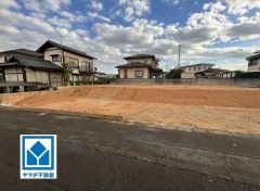 建築条件はありませんのでお好きなハウスメーカーで建築出来ます＾＾大通りから離れた静かな住宅街。車通りも少なく安心。