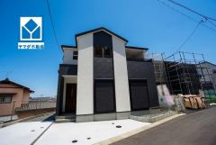和白駅徒歩10分と通勤・通学にも便利な環境＾＾和白小学校徒歩9分。