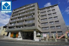 ＪＲ箱崎駅までバスで9分の立地。快適でゆとりのある生活空間で新生活を始めましょう^^落ち着いた住宅地内で快適な生活を実現してみませんか。