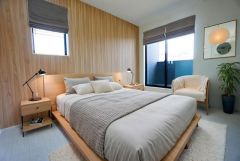 家具はイメージです。ご夫婦お二人のプライベートシーンを演出する寝室は、大容量のウォークインクローゼット付き。