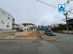 現地（2026年6月3日）撮影。角地。忙しい朝、遅い帰宅時にも嬉しいししぶ駅徒歩6分＾＾お気に入りの家具とインテリアで素敵な部屋を作りましょう。