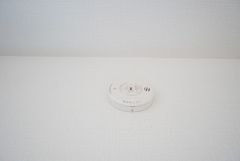 火災報知器が設置されていることで、火災の発生をいち早く感知し、就寝中や留守中でも素早く危険を知らせてくれるため、家族の安全を確保し被害を最小限に抑えられます。