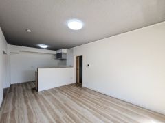 家族が集まる開放的なリビング。思い思いの時間を過ごしたり、家族みんなで食事をしたり、素敵な団らんの場になりますね＾＾