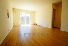 断熱性能の窓ガラスを採用。省エネ、光熱費カットにも貢献します。夏は涼しく、冬は暖かく快適に過ごせますよ＾＾