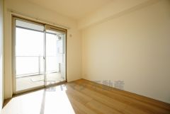 可動間仕切りの洋室なのでライフスタイルや家族構成の変化に対しても柔軟に対応できます。