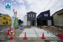 安心で快適にお住まい頂ける長期優良住宅＾＾コミュニケーションが取りやすいリビング階段採用＾＾全居室収納付き＾＾