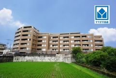 令和7年9月リフォーム完了＾＾スーパーやコンビニなども近く周辺環境充実。快適でゆとりのある生活空間で新生活を始めましょう^^