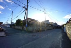 落ち着いた住宅地内で快適な生活を実現してみませんか。