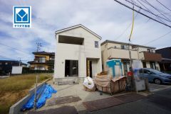 現地（2026年10月15日）撮影。JR千鳥駅徒歩8分と通勤・通学にも便利＾＾安全性、機能性に優れたオール電化で快適な新生活＾＾快適でゆとりのある生活空間で新生活を始めましょう^^