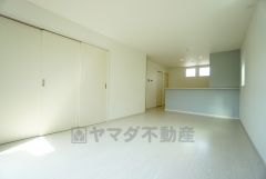 家族が集まる開放的なリビング。思い思いの時間を過ごしたり、家族みんなで食事をしたり、素敵な団らんの場になりますね＾＾