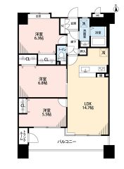 家具の配置がしやすい縦型リビングは14.7帖。洋室が3部屋あるので、お子様が大きくなっても安心ですね＾＾