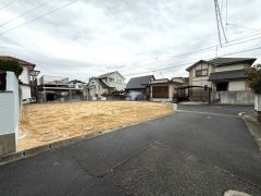 現地（2026年2月24日）撮影。住人以外の車の進入も少なく、小さなお子様を持つご家庭にも安心です。