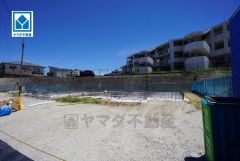 現地（2025年7月30日）撮影。赤間小学校徒歩3分＾＾快適でゆとりのある生活空間で新生活を始めましょう^^