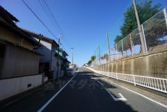 大きな車でも駐車しやすいため、車のサイズを気にせず好きな車に乗れます。