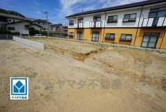 現地（2025年7月11日）撮影。憧れの平屋住まい＾＾階段昇降のないストレスフリーな生活始めませんか。お気に入りの家具とインテリアで素敵な部屋を作りましょう。