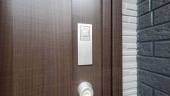 万が一落としてしまっても町の鍵屋さんなどでは簡単に合鍵を作ることができないので、防犯性が高く安心です。