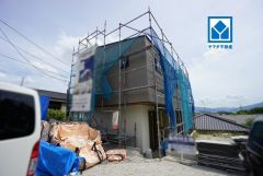 1号地。現地（2026年8月10日）撮影。3LDK。開放感のある吹き抜けを採用＾＾収納が充実した間取りになっています＾＾
