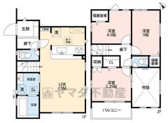 暮らしにゆとりと安らぎを与える開放感いっぱいの吹き抜け。上下階の一体感も家族のふれあいを演出。