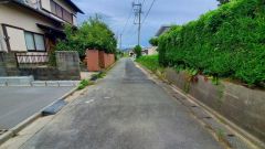 住人以外の車の進入も少なく、小さなお子様を持つご家庭にも安心です。
