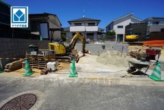 現地（2025年7月29日）撮影。天神行バス停まで徒歩3分で、都心へのアクセスの幅が広がります。毎日の通勤・通学・買い物がしやすく、快適に過ごせます。