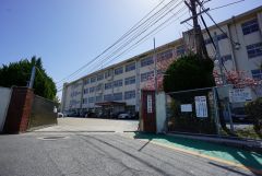 和白東小学校