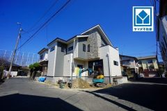 風通しのいい角地。香椎駅徒歩11分、西鉄香椎徒歩12分で都心へのアクセス良好。快適でゆとりのある生活空間で新生活を始めましょう^^