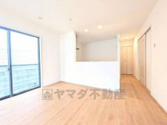 温かみのある雰囲気と、キッチンでの作業性を兼ね備え、家族の笑顔あふれる団らんのひと時をお過ごしいただける設計になっています。