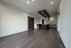 断熱性能の窓ガラスを採用。省エネ、光熱費カットにも貢献します。夏は涼しく、冬は暖かく快適に過ごせますよ＾＾