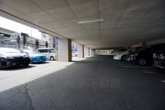 平面駐車場空き有（月額6，000円～9，000円）。詳しくはお問合せ下さい＾＾