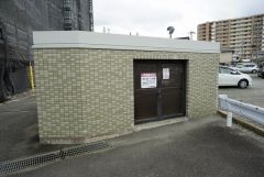 しっかりと扉の閉まるゴミ置き場。ゴミが散らかる心配もありません。