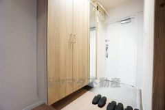 大容量のシューズボックスは家族全員の増えがちな靴や物をすっきり収納できます。