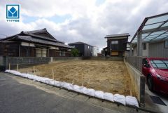 建築条件はありませんのでお好きなハウスメーカーで建築出来ます＾＾
