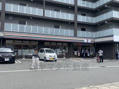 セブンイレブン　福岡和白丘1丁目店