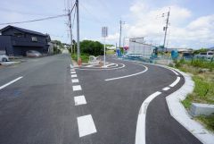 2025年7月撮影。お気に入りの家具とインテリアでステキな部屋を作りましょう。