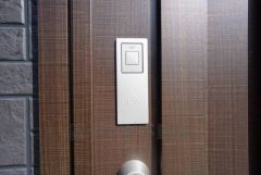 万が一落としてしまっても町の鍵屋さんなどでは簡単に合鍵を作ることができないので、防犯性が高く安心です。