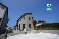 美和台小学校徒歩8分＾＾長期優良住宅。お気に入りの家具とインテリアで素敵な部屋を作りましょう＾＾