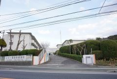 東郷小学校