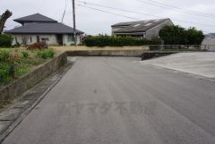 落ち着いた住宅地内で快適な生活を実現してみませんか。車の通り抜けがないので、小さな子供も安心して遊ばせることができます。