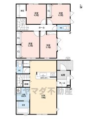 広々とした設計で、家族が集いやすく、くつろぎやすいリビングです。 WICなど各部屋収納スペースあり＾＾