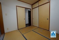 家具家電撤去後のイメージです。リビングからの続き間として和室をご用意しました。普段はリビングとつなげて開放的なスペースとして、来客時には客間としてお使いいただけます。