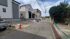 大型車の通行が少なく、騒音や振動が少ないので静かで快適な生活を送れます。